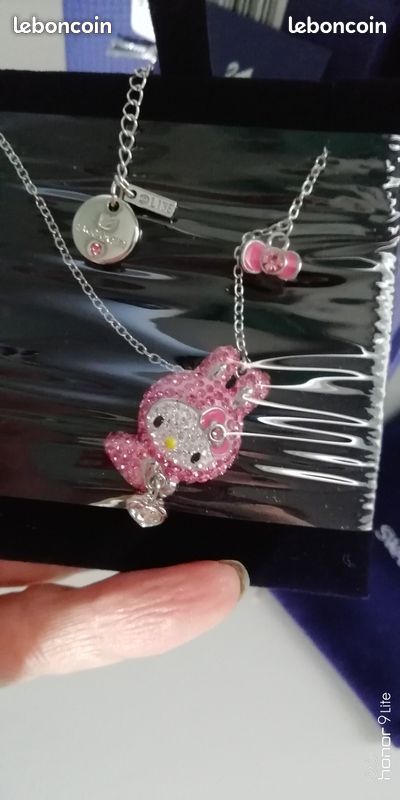 Collier Hello Kitty Avec Cristal Et Perle Violette - Neuf Sans Boîte