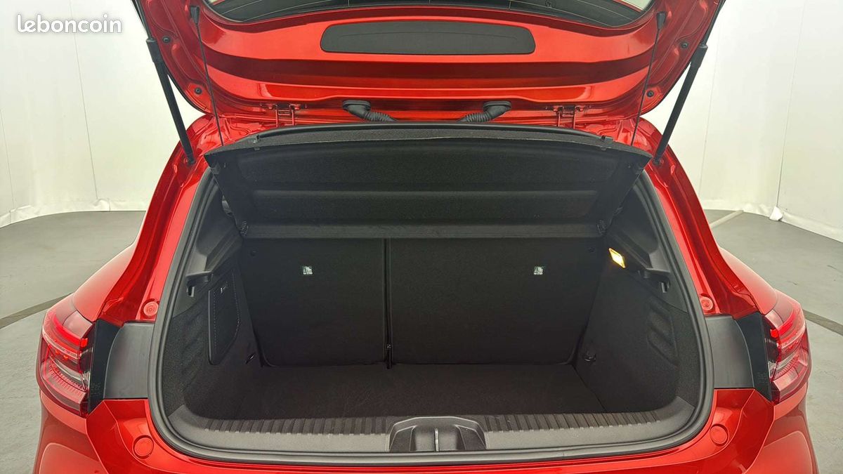 Renault clio e tech full hybrid 145 techno (image 15)