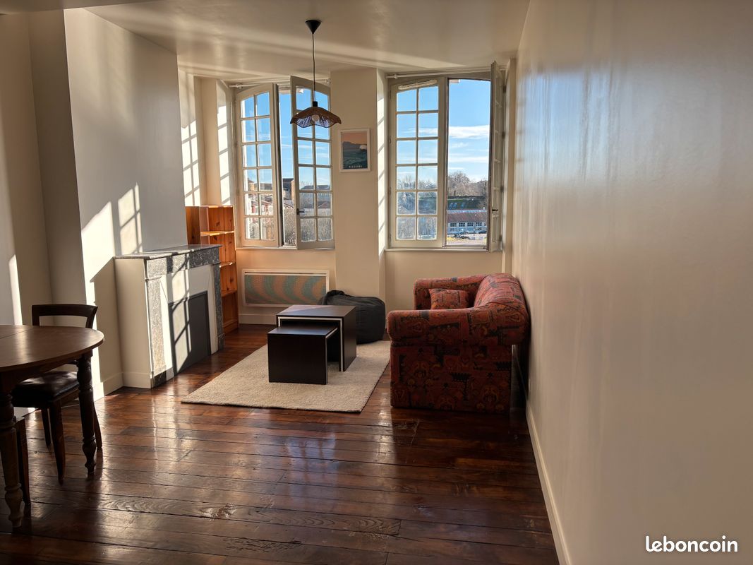 Appartement 1 pièce 38 m² · à Bayonne · 38 m² · 750 €