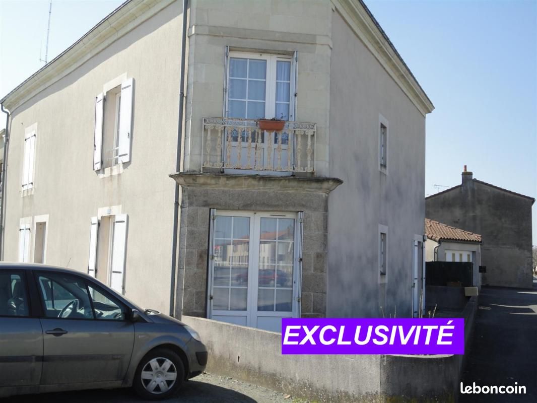 Maison 3 pièces 87 m² · à L'Oie · 87 m² · 76 300 €