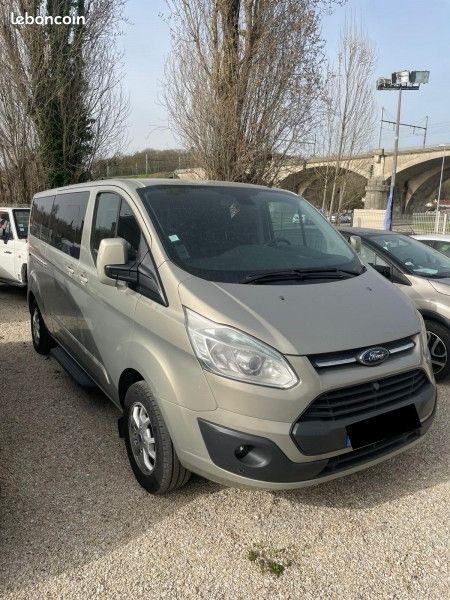 Ford TOURNEO CUSTOM L2H1 2.2 TDCI 155CH LIMITED (image 1)