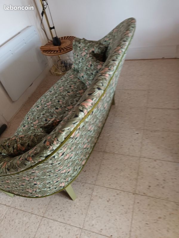 Banquette et son fauteuil refait entièrement par mes soins (image 2)