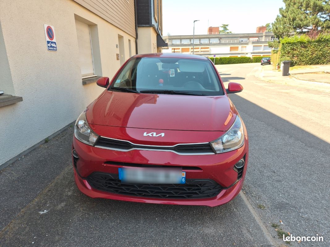 Kia rio (image 1)