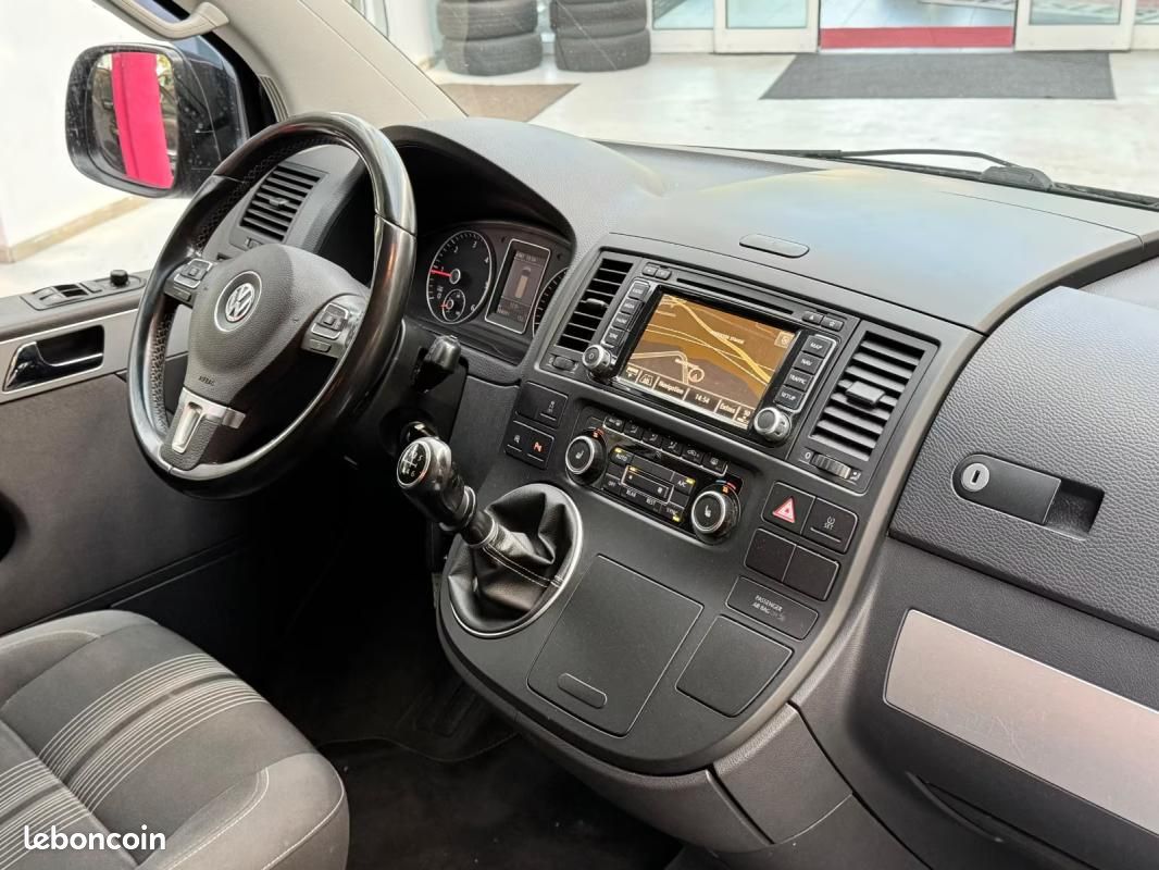 Volkswagen T5 Multivan 2.0 TDI 179 CH BVM - VOLANT EN CUIR 7 Places Bluetooth Régulateur (image 13)