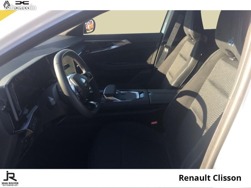 Renault Espace E-Tech full hybrid 200ch esprit Alpine 7 places (image 8)