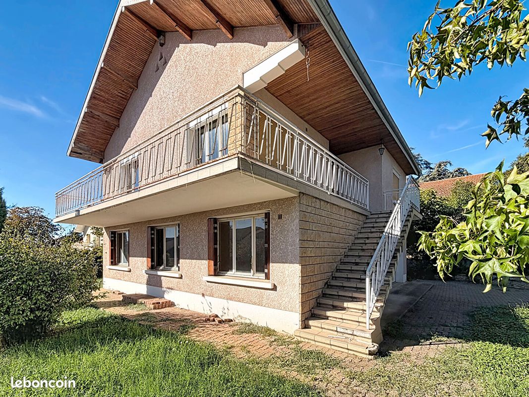 Maison 7 pièces 138 m² · à Genas · 138 m² · 465 000 €