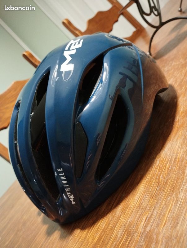 Casque vélo MET rivale NEUF (image 2)