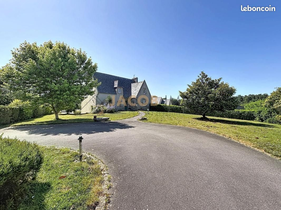 Maison 7 pièces 146 m² · à Milizac-Guipronvel · 146 m² · 317 000 €