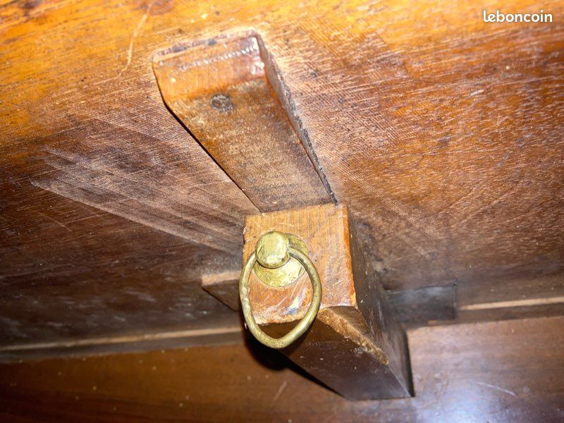 Table ovale ancienne en noyer (image 9)