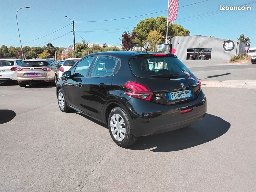 Peugeot 208 1.5 bluehdi 100cv active 5 places Boîte 6 vitesses (image 7)