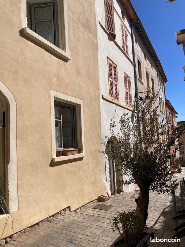 Appartement 2 pièces 50 m² · à Trévoux · 50 m² · 520 €/mois