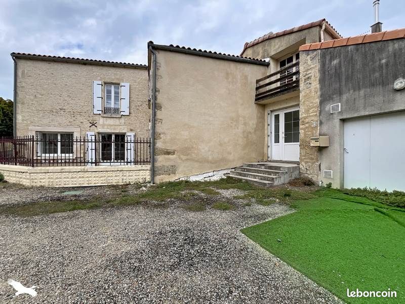 Maison 5 pièces 129 m² · à Xanton-Chassenon · 129 m² · 155 875 €