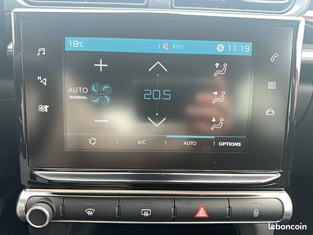 CITROEN C3 PureTech 110 S&S Feel (image 20)
