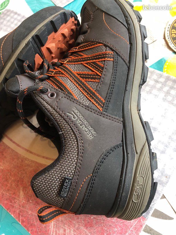 Chaussures de Marche Men Regatta Holcombe IEP Mid Navy Granite