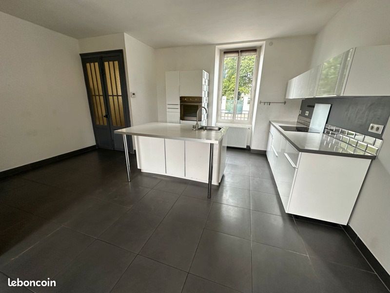 Maison 5 pièces 97 m² · à Nérac · 97 m² · 850 €/mois