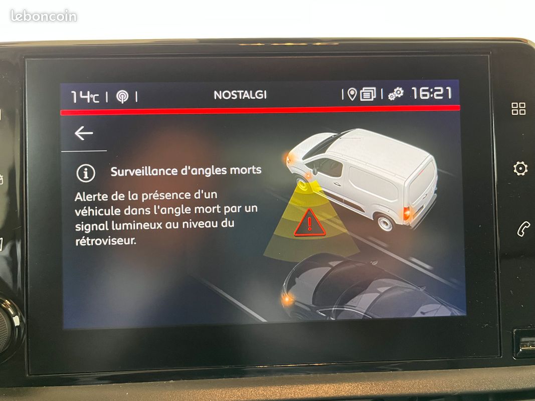 Citroën Berlingo (3 places) XL 950kg BlueHDi 130 S&S BVM6 Club / Faible KM /14 990 HT (image 13)