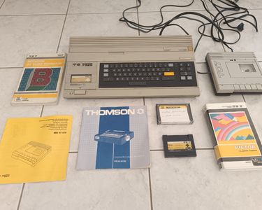 Specs, Spécifications techniques Thomson TO7 - Le Musee des Jeux Video