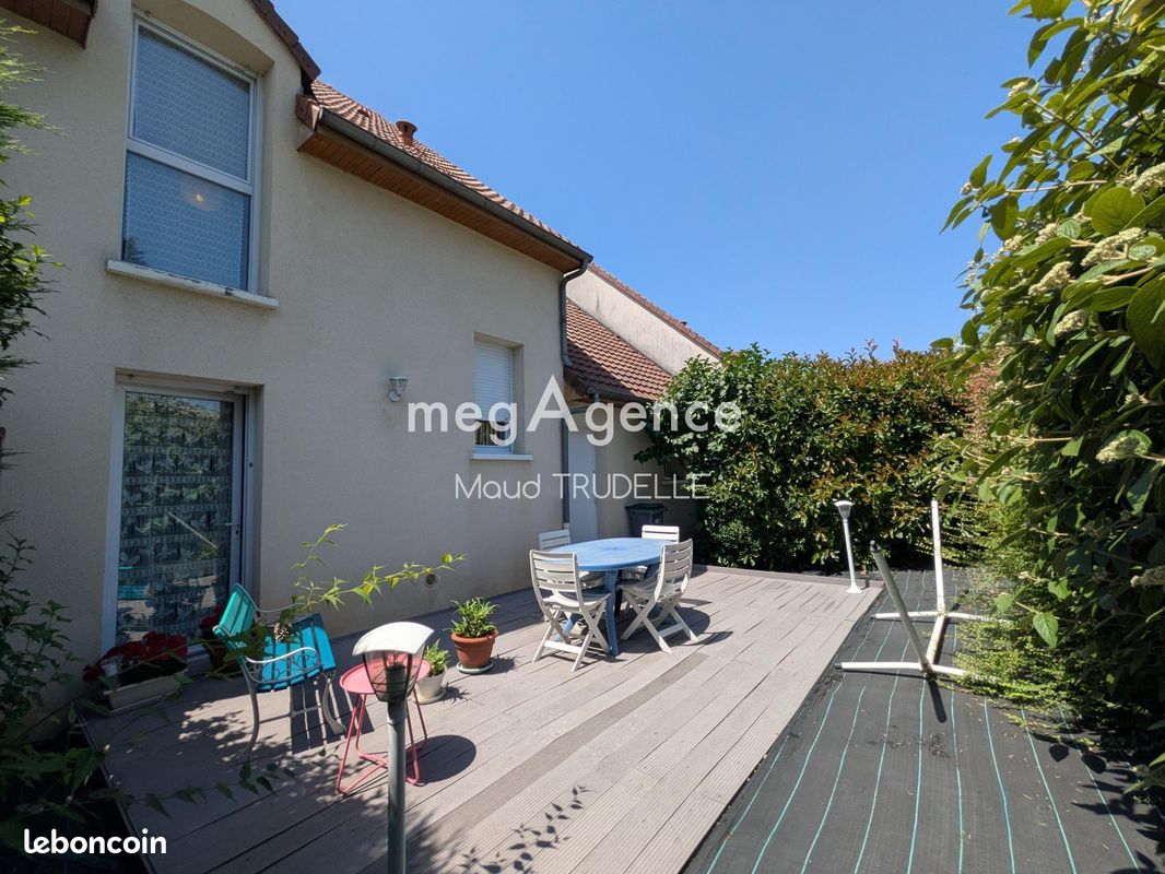 Maison 4 pièces 102 m² · à Le Mans · 102 m² · 200 000 €