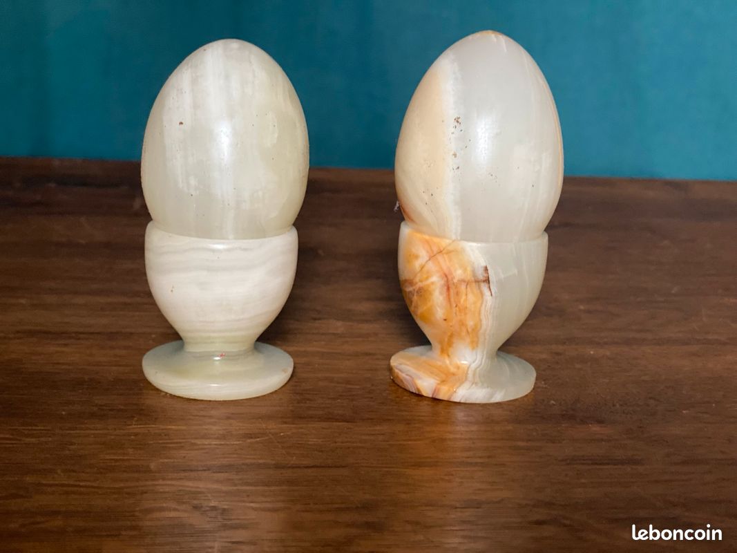 Coquetier et œuf en onyx (image 1)