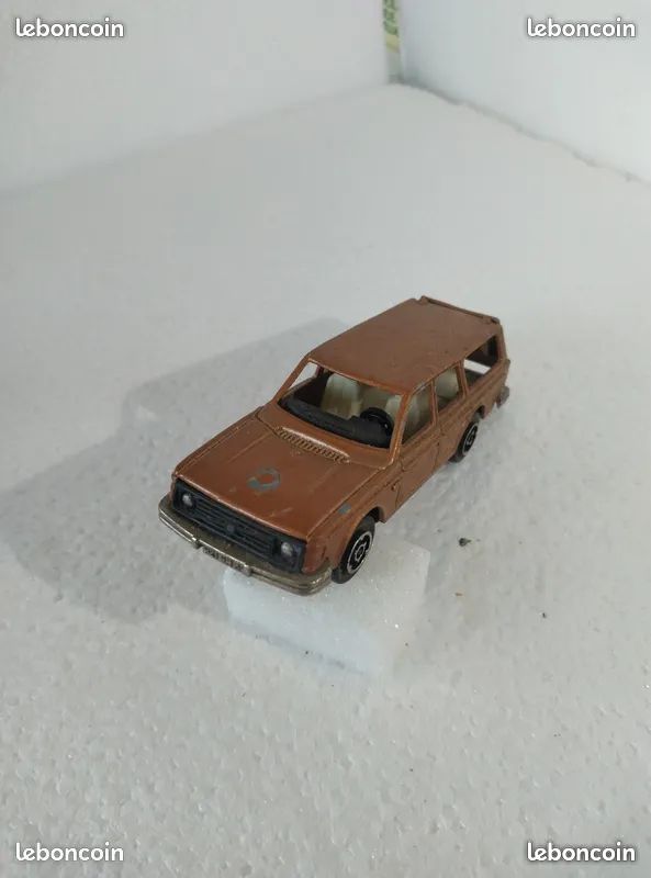 Miniatures majorette (image 8)
