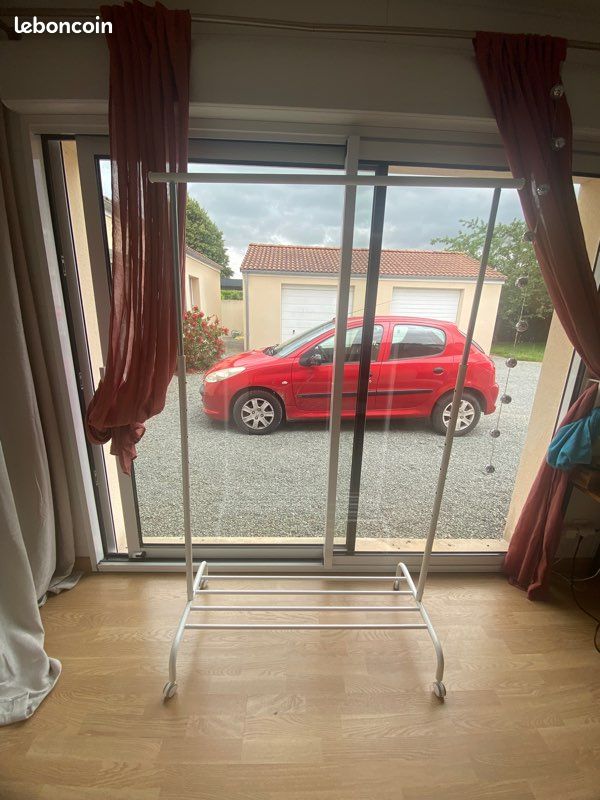 Portant (image 1)
