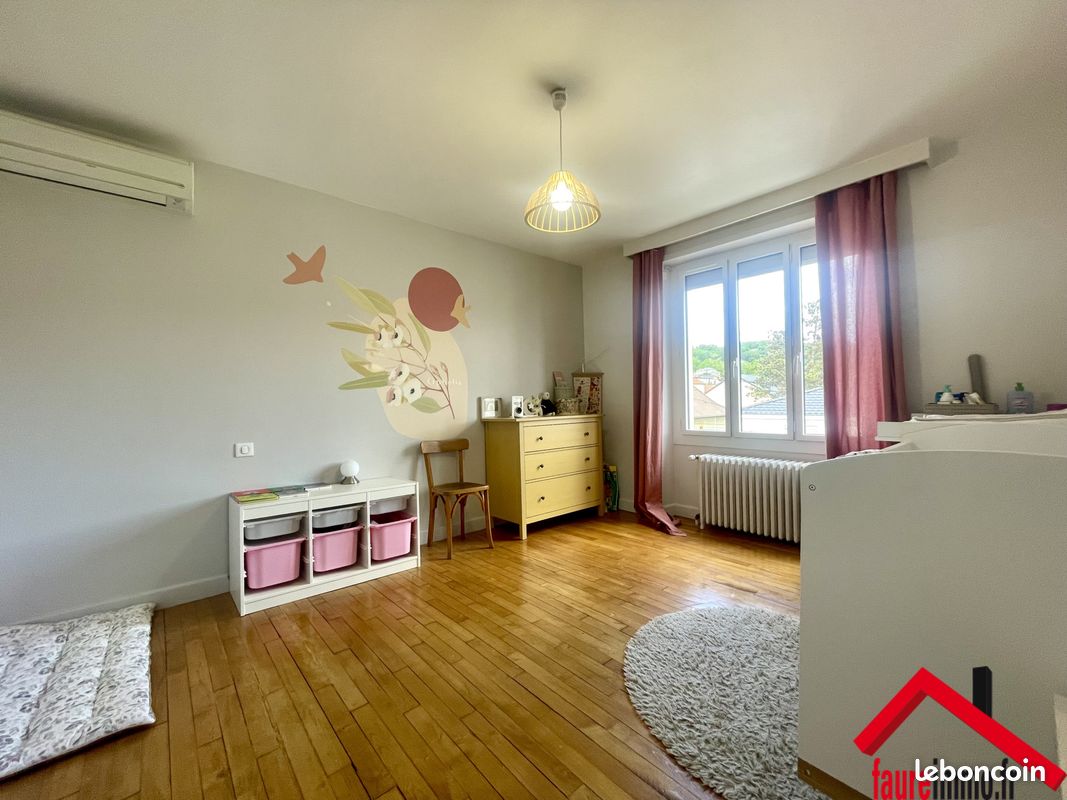 Maison 9 pièces 170 m² - Brive-la-Gaillarde 19100 (image principale 7)