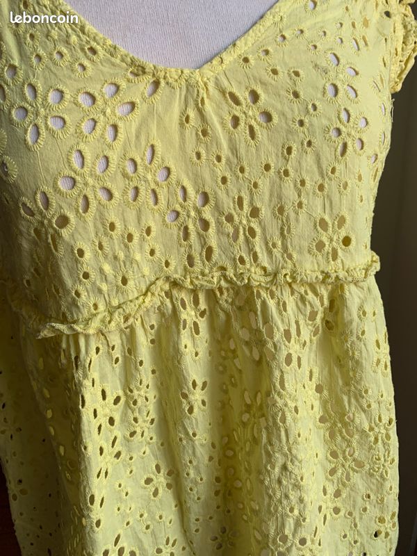 Top broderie (image 2)