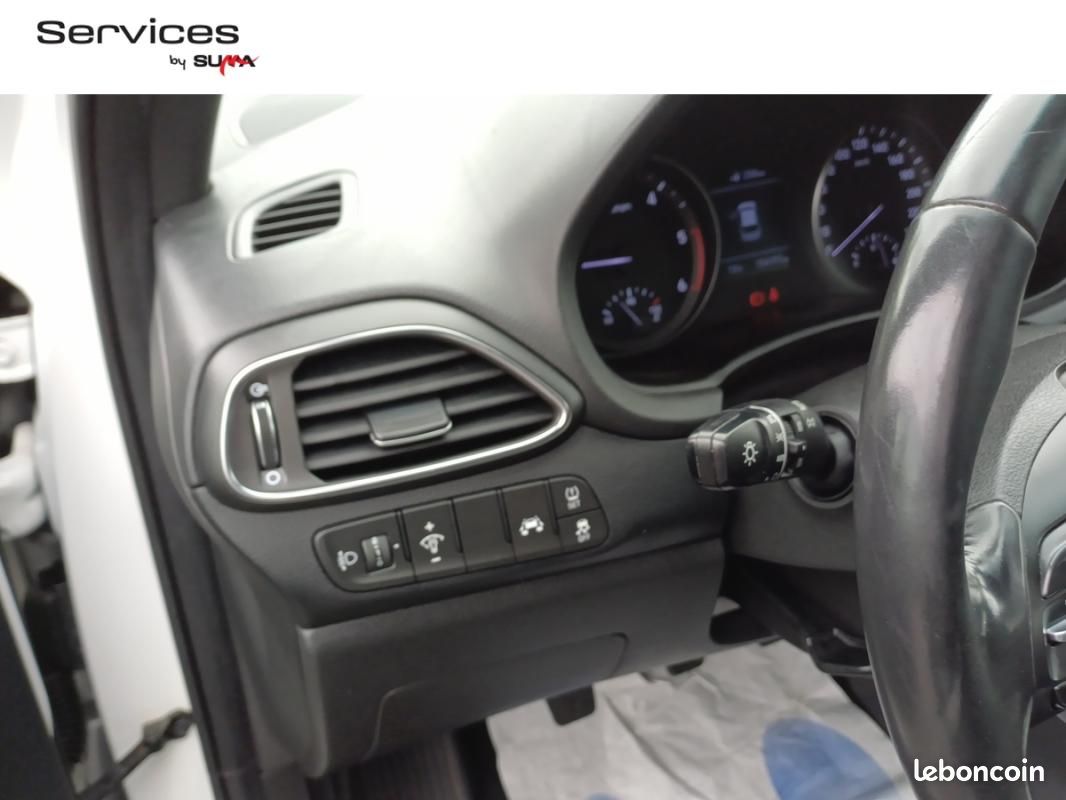 Hyundai i30 1.6 CRDi 115 BVM6 Edition #Mondial (image 19)