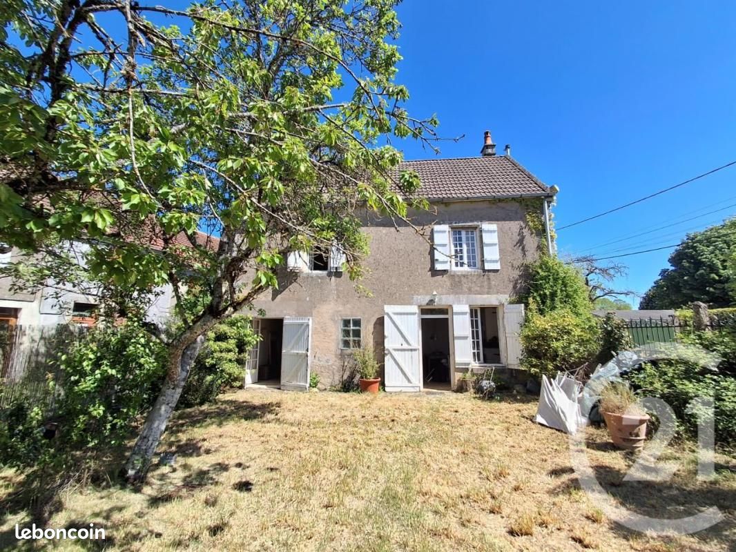 Maison 4 pièces 118 m² · à Étais-la-Sauvin · 118 m² · 59 000 €