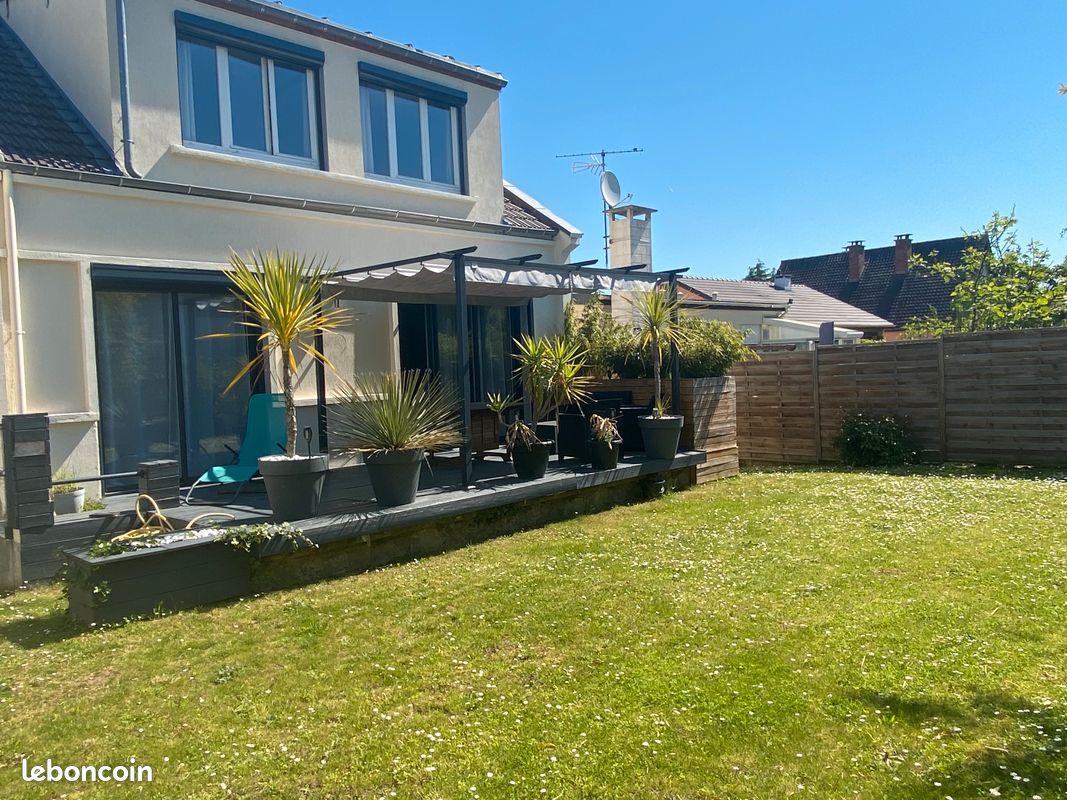 Maison 4 pièces 120 m² · à Montlhéry · 120 m² · 375 000 €