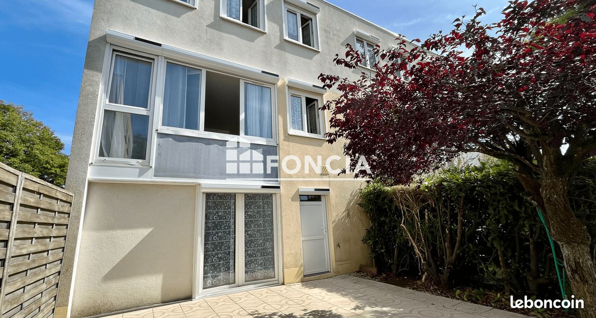 Appartement 4 pièces 101 m² · à Coignières · 101 m² · 249 000 €