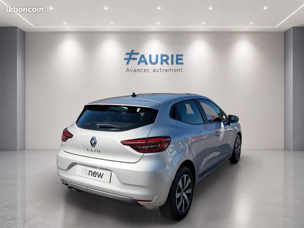 RENAULT Clio TCe 90 Equilibre (image 5)