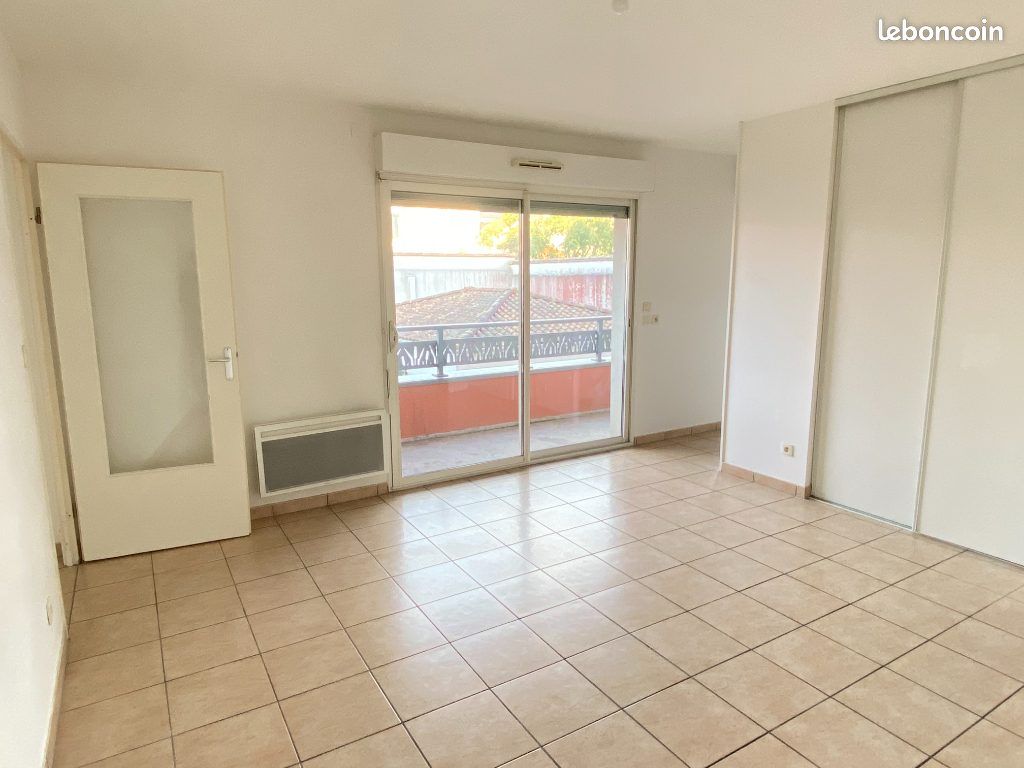 Appartement 1 pièce 32 m² · à Saintes · 32 m² · 429 €/mois