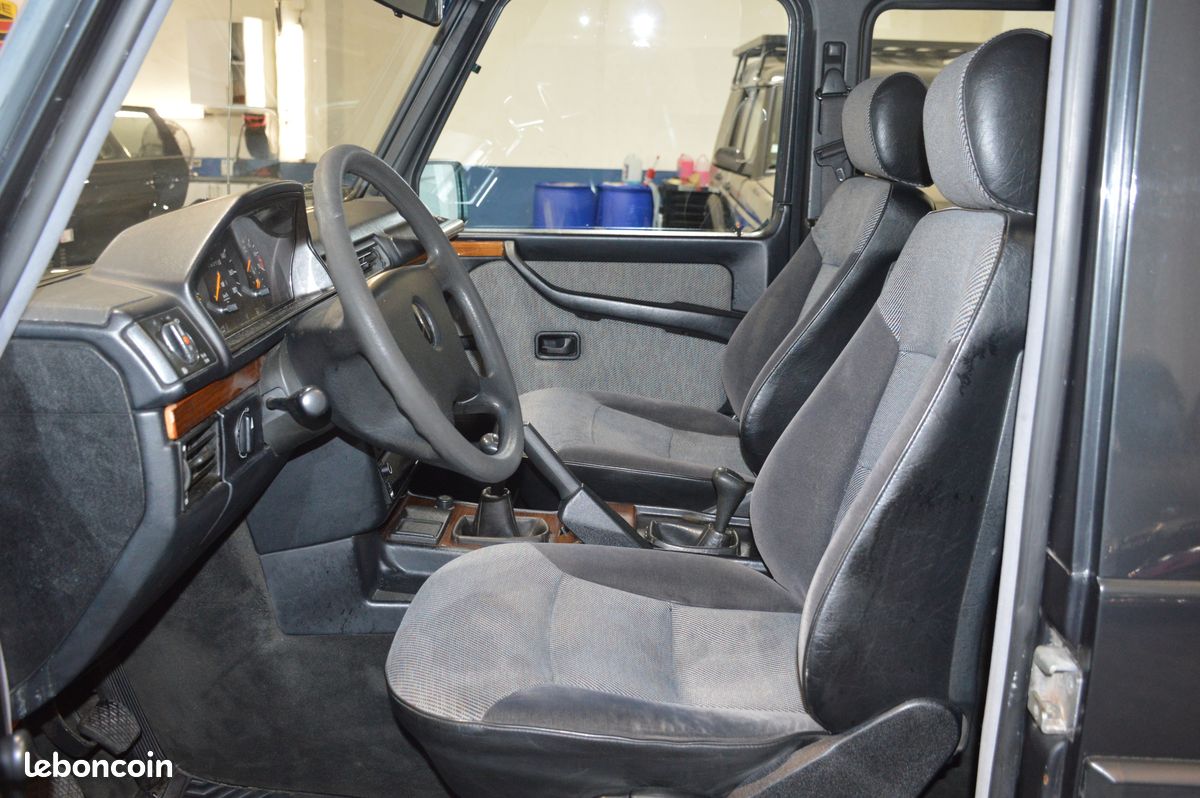 MERCEDES CLASSE G 300 E 170 CHASSIS COURT 3 PORTES-08/1990-6 Cylindres-Attelage-Toit Ouvrant-GPS CarPlay-Jantes 18"-Marchepieds-Gros Entretien Récent-Collector-Introuvable-Historique-Garantie 6 Mois (image 7)