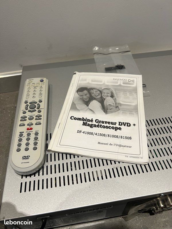 Magnétoscope Combiné DVD/VHS Daewoo DF-7100 - Occasion Fonctionnel