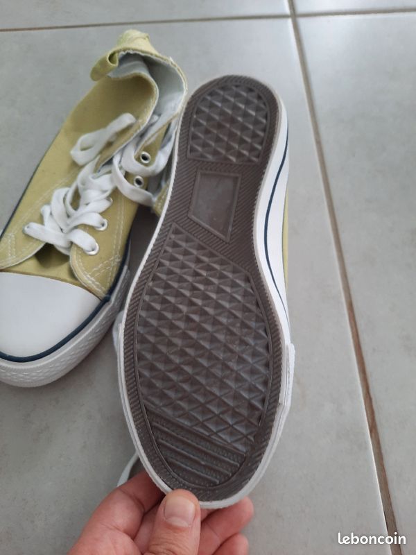 Ensemble paires de chaussures (image 6)