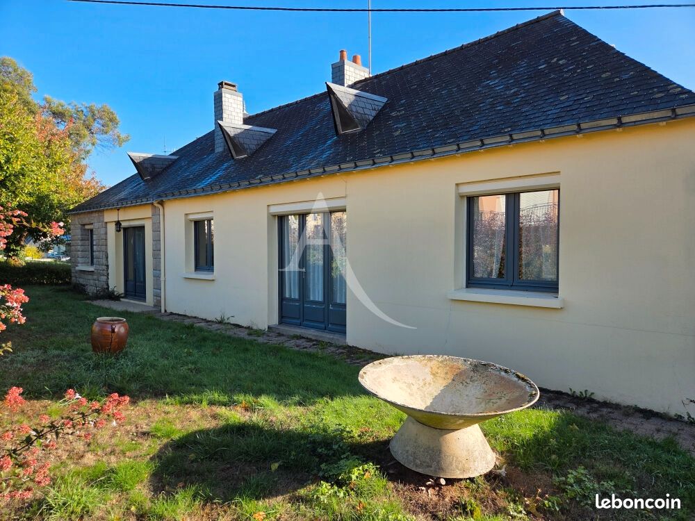 Maison 6 pièces 130 m² · à Saint-Perreux · 130 m² · 180 800 €