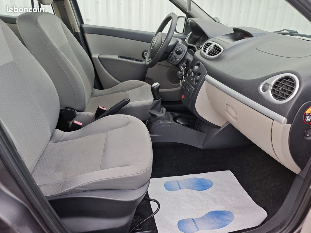 RENAULT Clio 113000KM ESSENCE Phase 2 1.2 TCe 101CV (image 5)