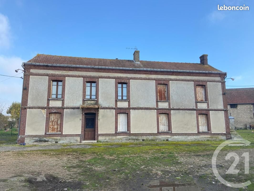 Maison 6 pièces 160 m² · à La Heunière · 160 m² · 194 000 €