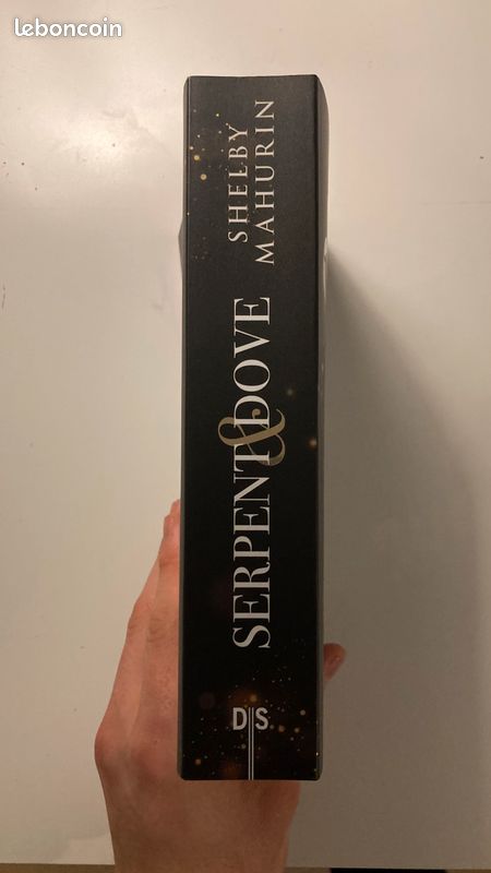 Livre SF "serpent and dove" Tome 1 (image 3)