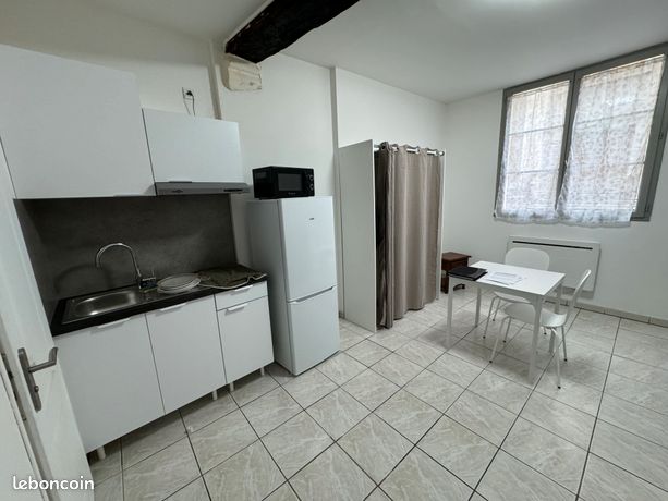 A louer Studio Meublé à Bourges, Quartier Auron