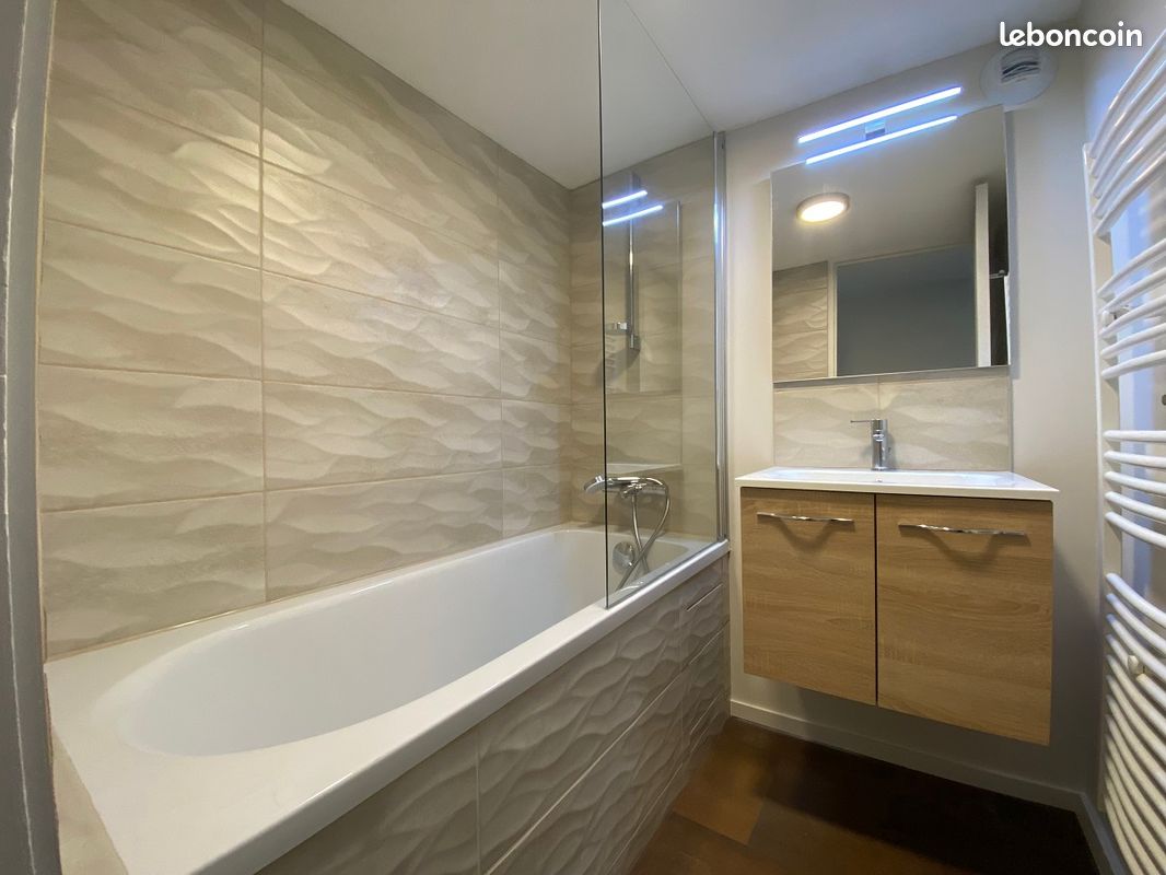 Appartement a louer lons-le-saunier - 2 pièce(s) - 39 m2 - Surfyn