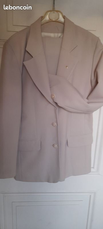 Tailleur pantalon femme beige (image 2)