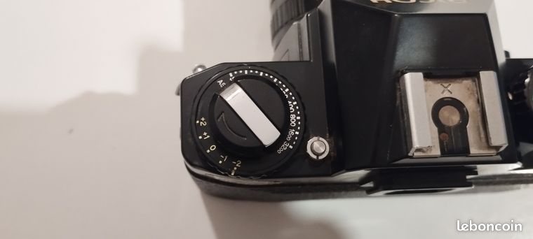 Appareil Photo Argentique Ricoh KR-10 - Ancien, Non Testé - Compact 35mm - Occasion à Vérifier