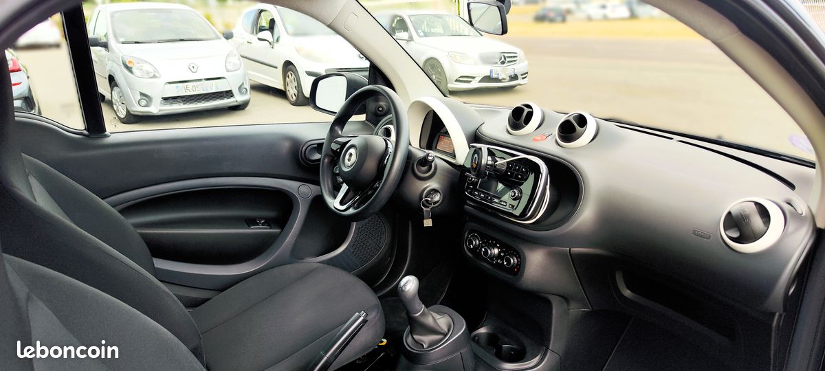 Smart fortwo 1.0i 61 ch pure garantie 12 mois (image 5)