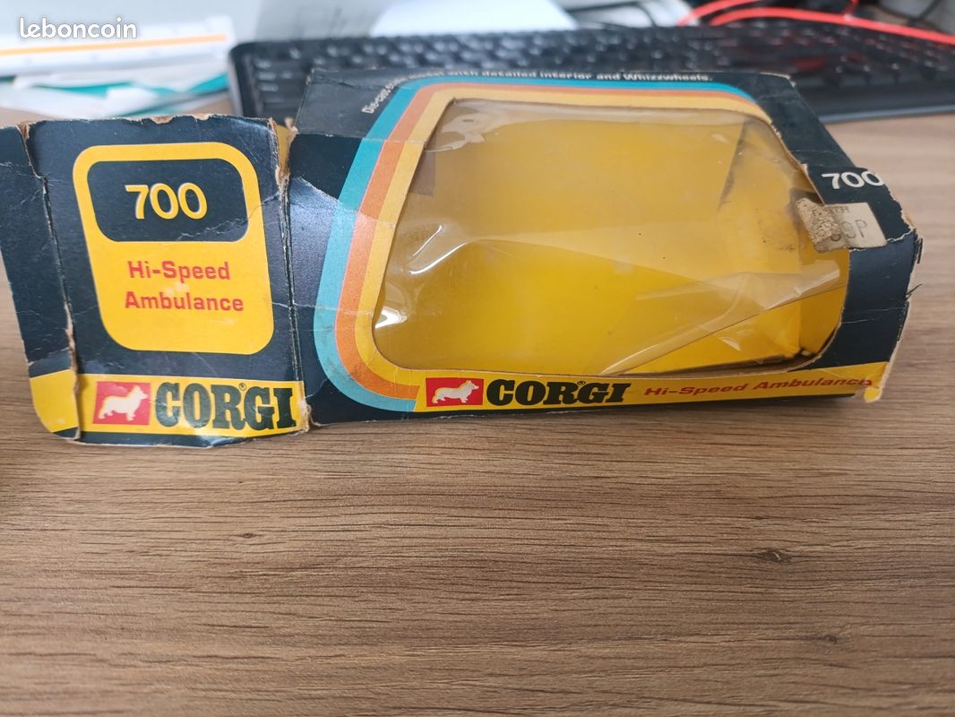 Corgi 700 Hi-Speed Ambulance vintage – Made in Great Britain (image 5)