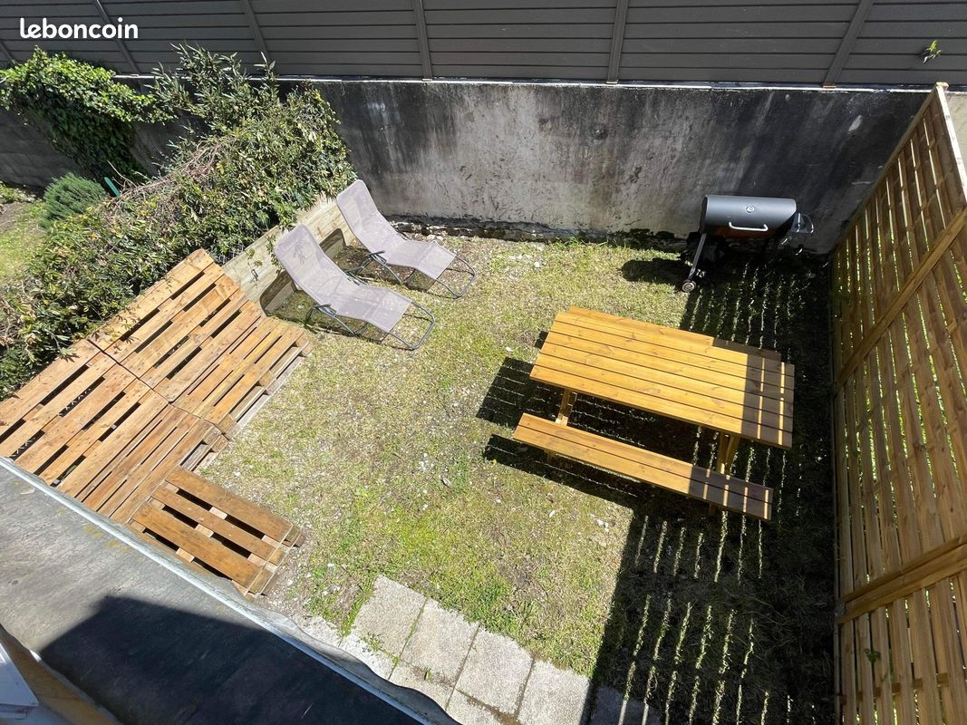 Appartement 2 pièces 33 m² · à Villenave-d'Ornon · 33 m² · 900 €