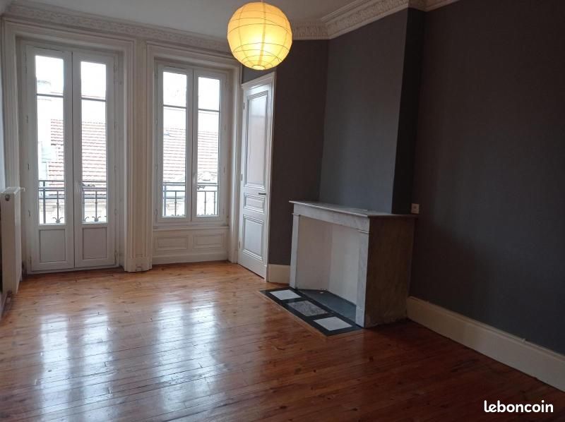 Appartement 5 pièces 110 m² · à Saint-Étienne · 110 m² · 780 €