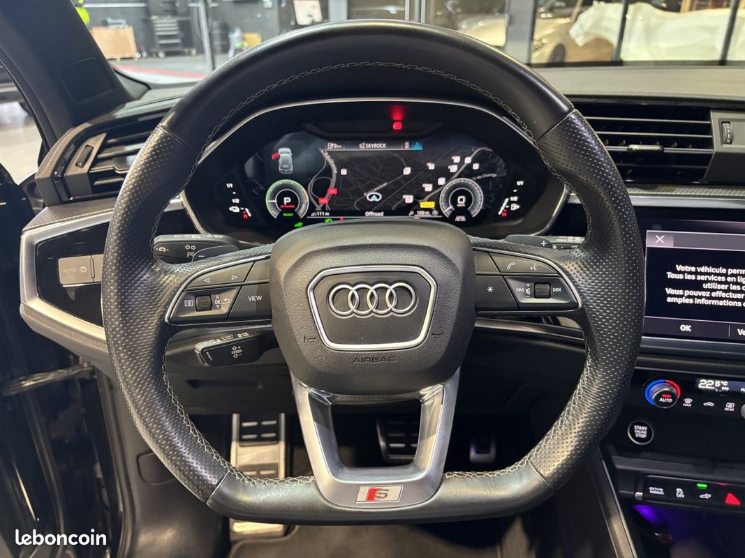 Audi Q3 45 TFSI E 245 S LINE STRONIC (image 10)