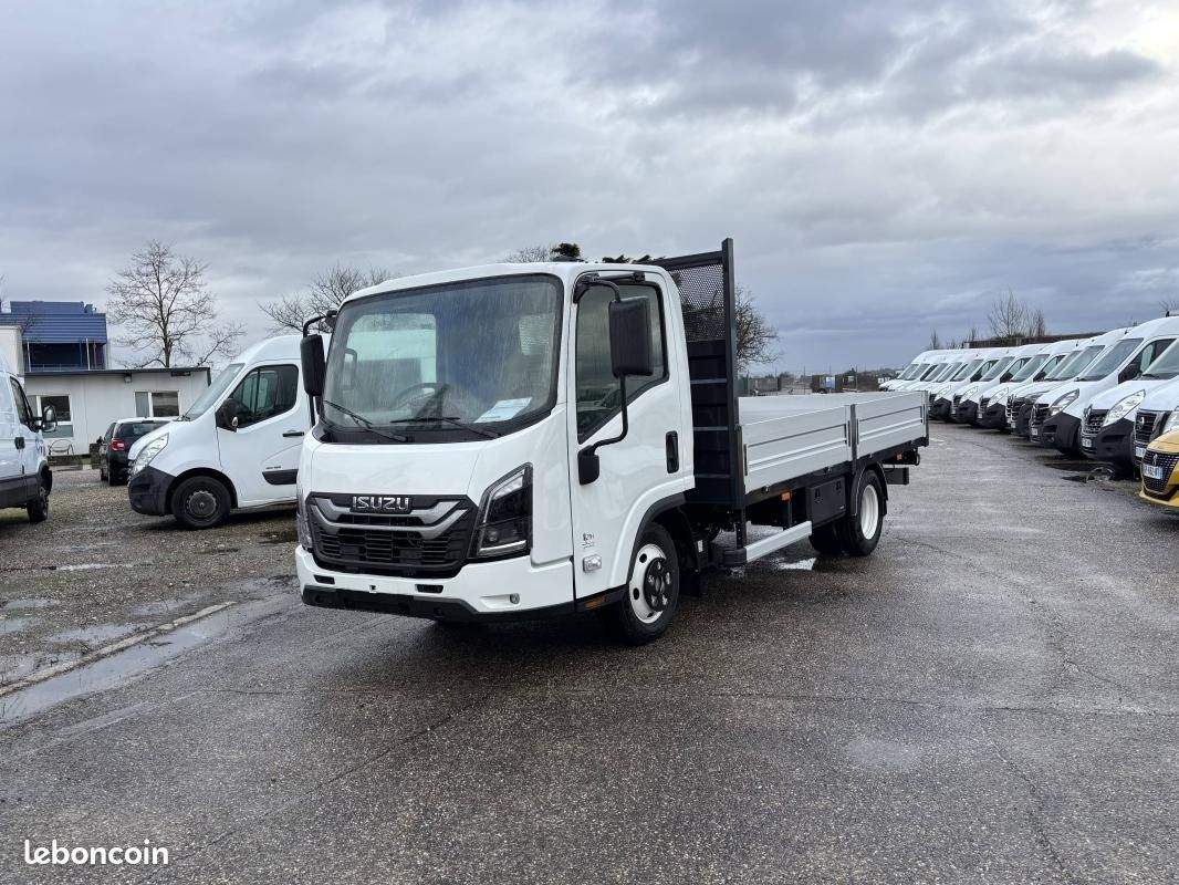 Isuzu M21 PLATEAU 4060 X 2060 TT H AISIN 120 CV R.J (image 1)
